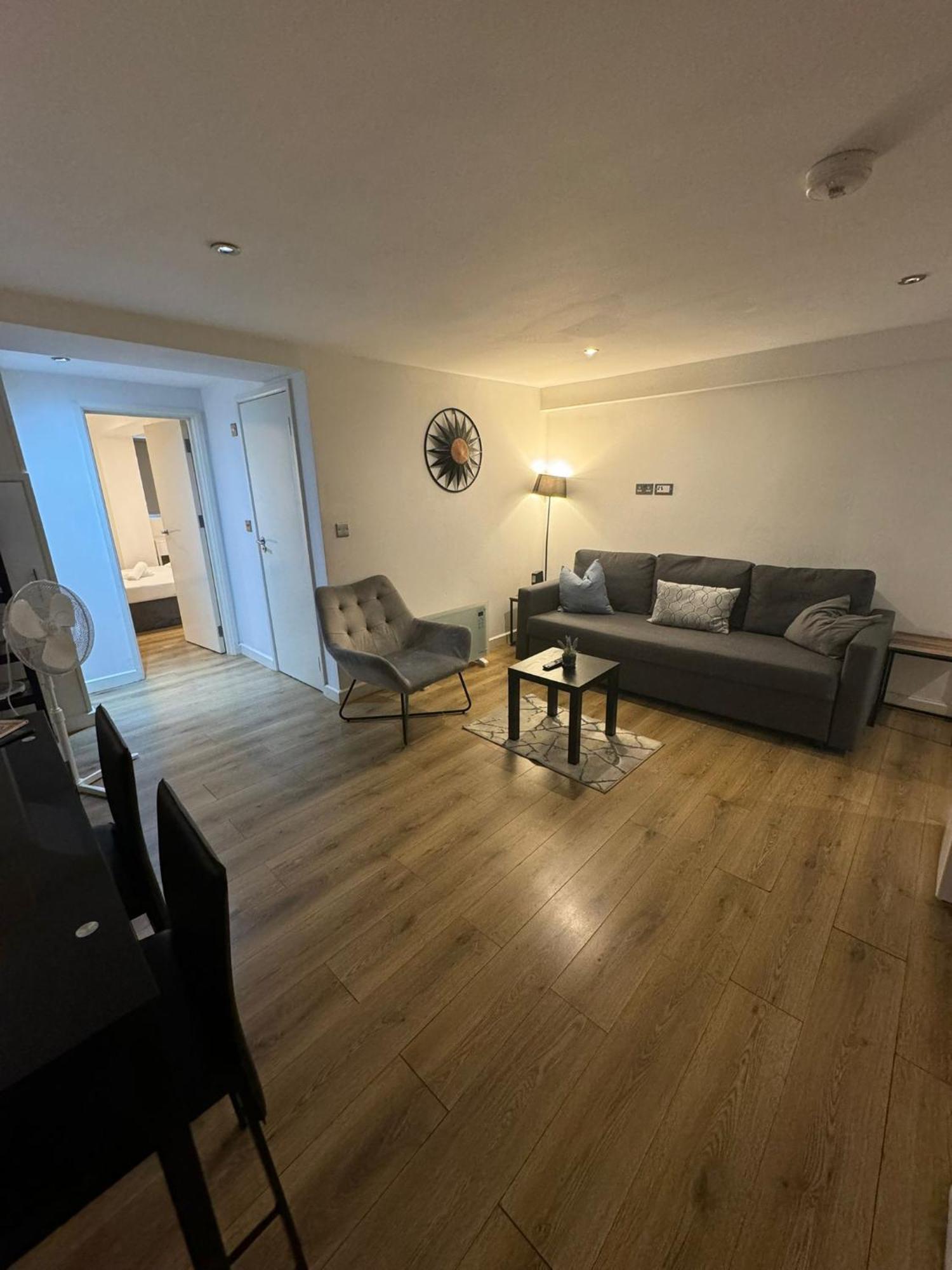 Cozy Two Bedroom Apartment Sleeps 6 Near Camden Market Hw10 London Exterior photo