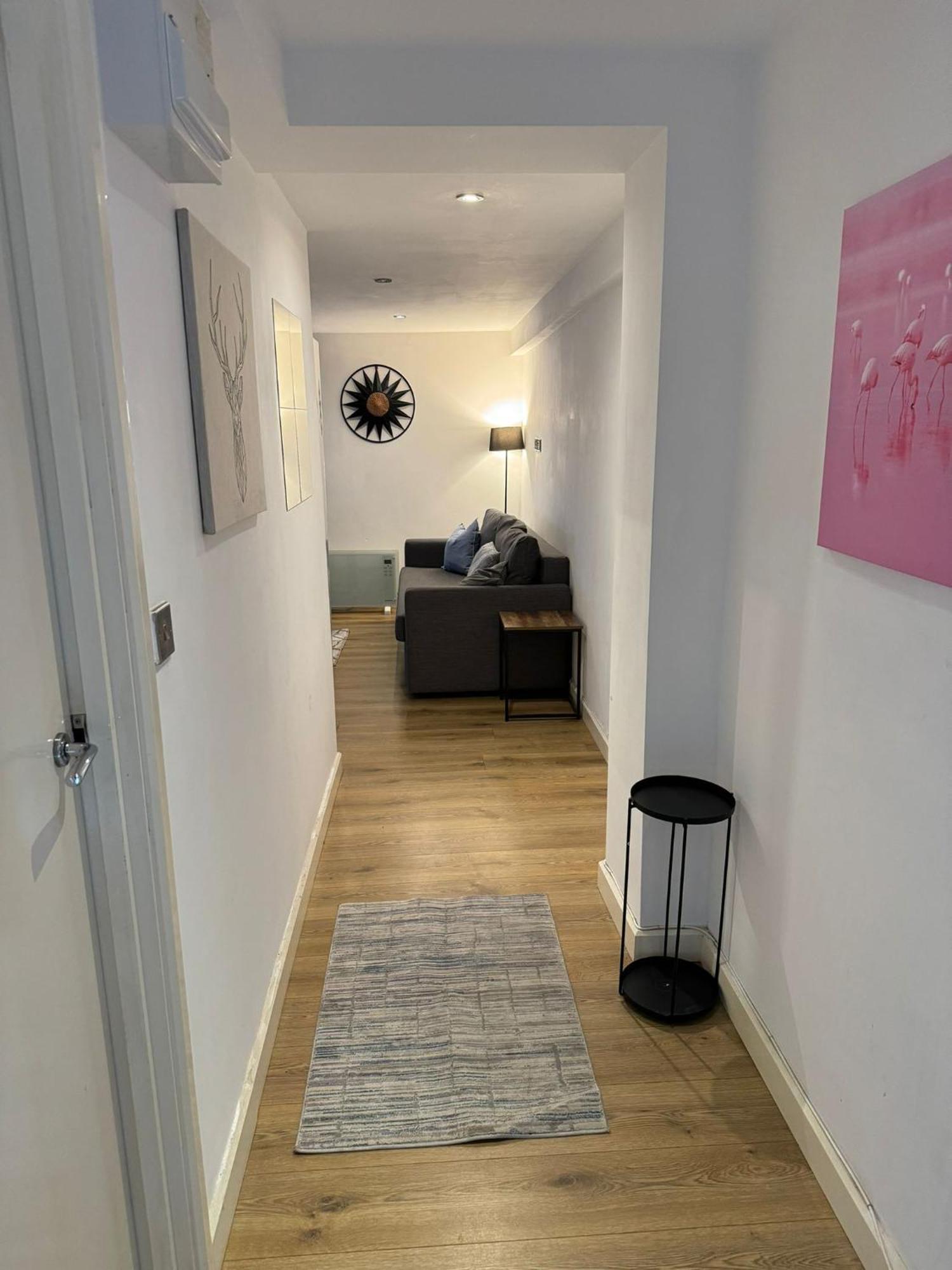 Cozy Two Bedroom Apartment Sleeps 6 Near Camden Market Hw10 London Exterior photo